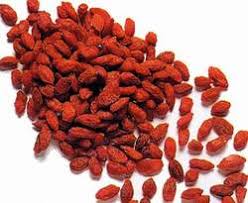 Trà kỷ tử dưỡng mắt cho trẻ khi học online